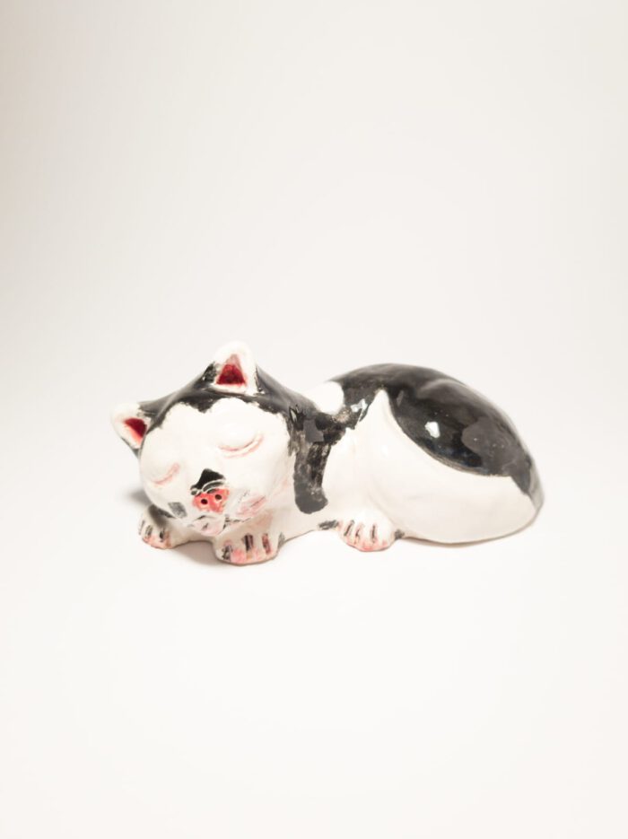 Keramik Katze - Handgemacht - Weiß - Schwarz - Deko